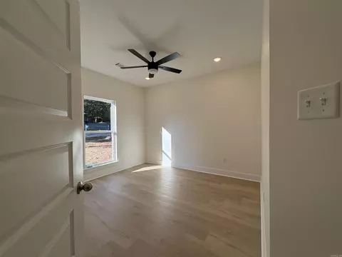 Bedroom - 2 Silverleaf Cv # -B, Greenbrier, AR 72058 photo 3 of 3
