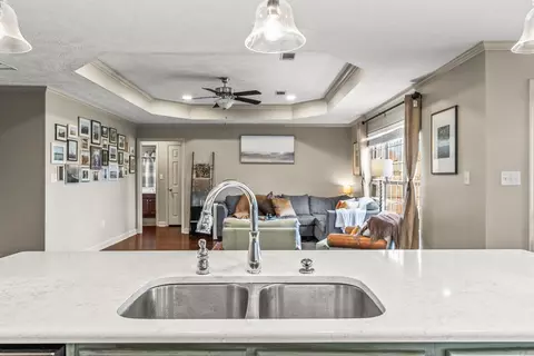 Kitchen - 170 Four Winds, Conway, AR 72034 photo 3 of 5