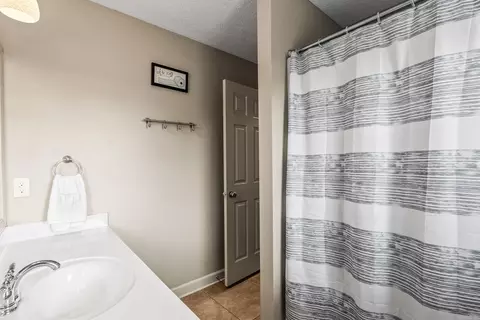 Bath - 170 Four Winds, Conway, AR 72034 photo 2 of 2