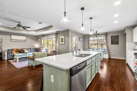 Kitchen - 170 Four Winds, Conway, AR 72034 photo 4 of 5