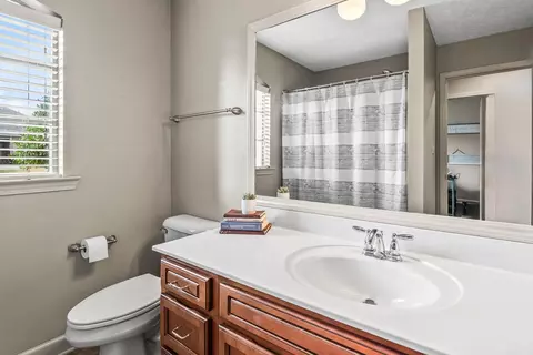 Bath - 170 Four Winds, Conway, AR 72034 photo 1 of 2