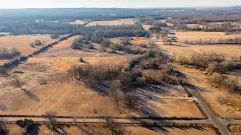 6 Rooster Road, Conway, AR 72032