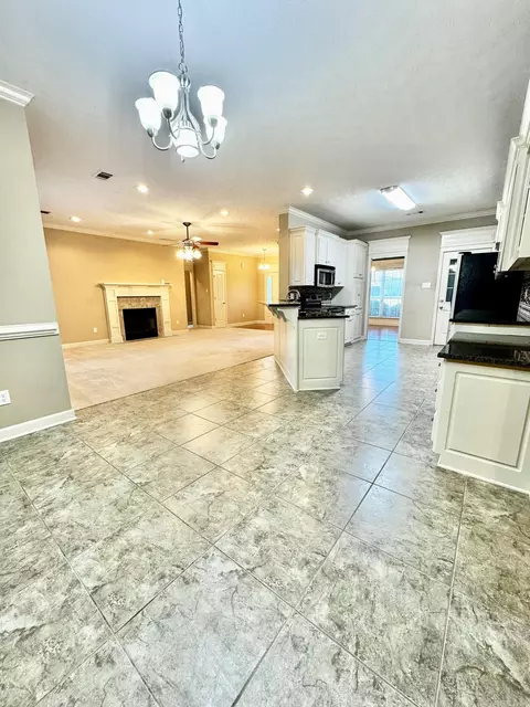Kitchen - 27 Berry Patch Dr, Cabot, AR 72023 photo 5 of 5