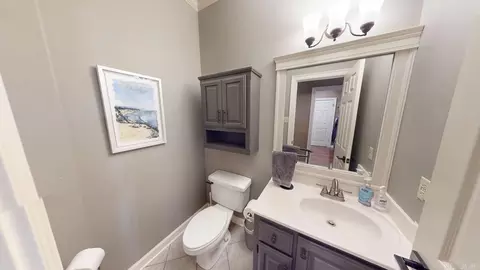 Bath - 3020 Ashley Dr, Conway, AR 72034 photo 2 of 9