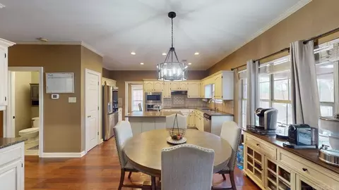 Dining - 3020 Ashley Dr, Conway, AR 72034 photo 4 of 4