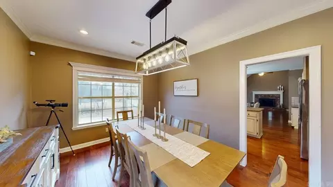 Dining - 3020 Ashley Dr, Conway, AR 72034 photo 3 of 4