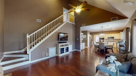 Entry Way - 3020 Ashley Dr, Conway, AR 72034 photo 1 of 2