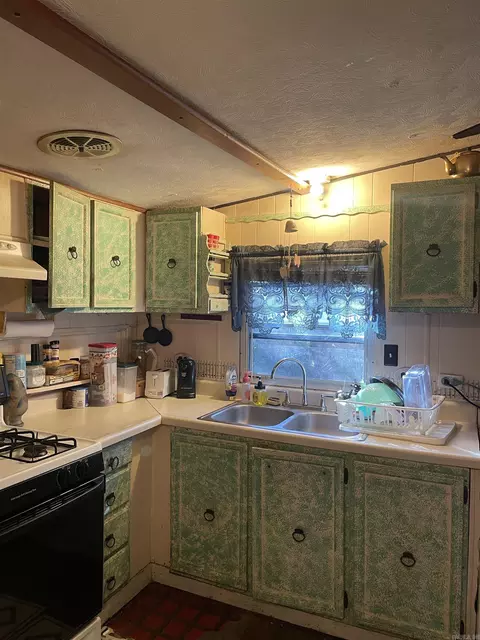2 Pine St, Conway, AR 72032 photo 7