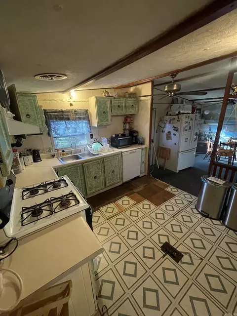 2 Pine St, Conway, AR 72032 photo 6