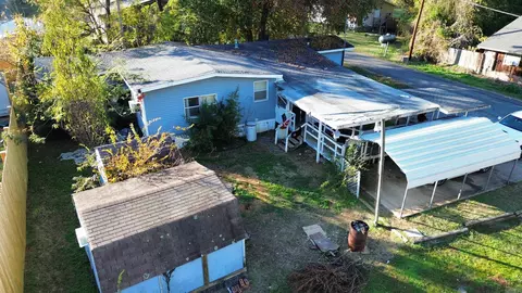 2 Pine St, Conway, AR 72032 photo 3
