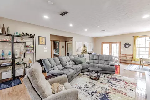 Living - 18 Pine Valley Loop, Perryville, AR 72126 photo 1 of 1