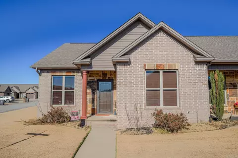 600 Greenwood Dr, Searcy, AR 72143