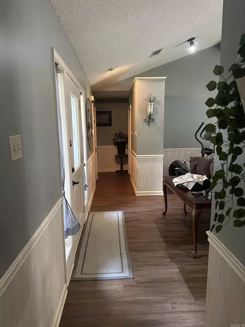 Entry Way - 27 Pointer Dr, Little Rock, AR 72202 photo 1 of 1