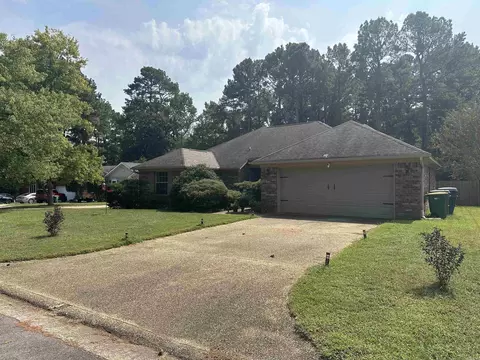Exterior - 27 Pointer Dr, Little Rock, AR 72202 photo 4 of 11