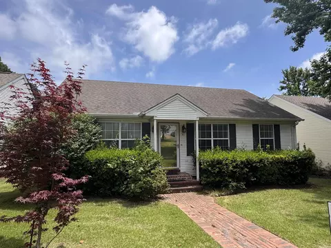 31 River Oaks Trce, Searcy, AR 72143