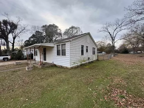 1024 Toler, Malvern, AR 72104 photo 1