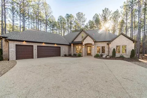 1 Estado Cir, Hot Springs Village, AR 71909