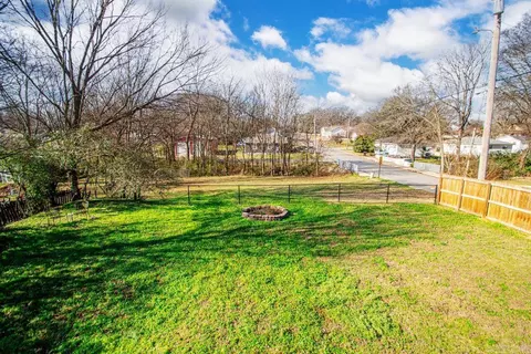 Exterior - 615 S Richards St, Benton, AR 72015 photo 6 of 7