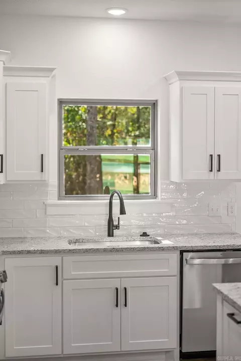 Kitchen - 85 Turkey Roost Dr, Quitman, AR 72131 photo 6 of 6