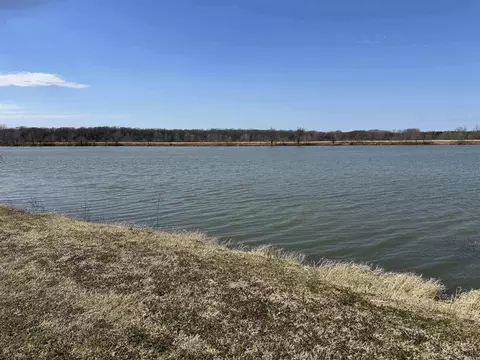 995 Mound View Dr, England, AR 72046 photo 3
