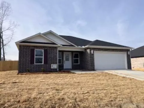 204 S Apple St, Beebe, AR 72012