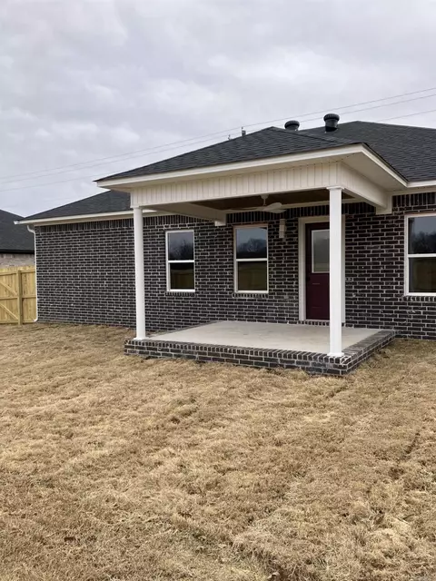 Exterior - 204 S Apple St, Beebe, AR 72012 photo 3 of 4
