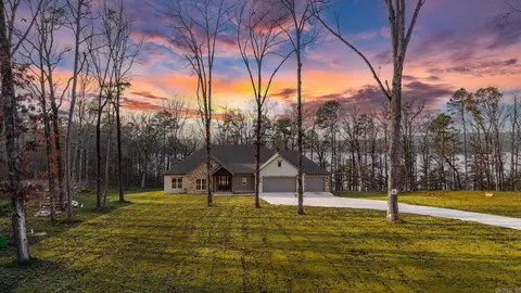 15 Elrod Dr, Greers Ferry, AR 72067