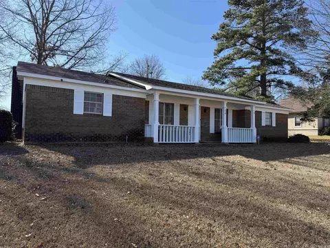 200 White Hall Rd, White Hall, AR 71602