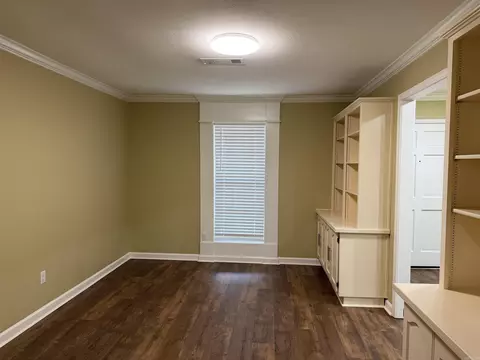 Living - 5903 Hampton Pkwy, Pine Bluff, AR 71603 photo 6 of 6