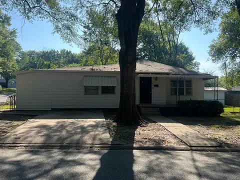 Exterior - 707 Sunset Dr, Benton, AR 72015 photo 1 of 3