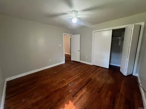 Bedroom - 707 Sunset Dr, Benton, AR 72015 photo 3 of 6