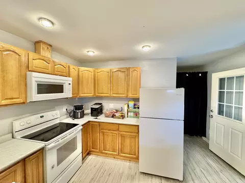 Kitchen - 604 Frances Cove Apts A-d, Mountain View, AR 72560 photo 6 of 7