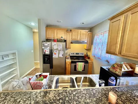 Kitchen - 604 Frances Cove Apts A-d, Mountain View, AR 72560 photo 2 of 7