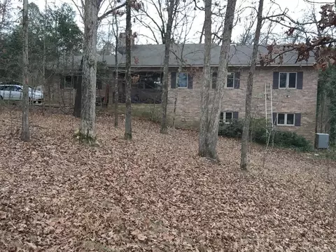 209 Redoak Dr, Hot Springs, AR 71913