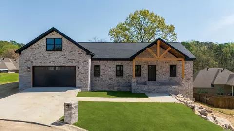 132 Lombard Ct, Hot Springs, AR 71901