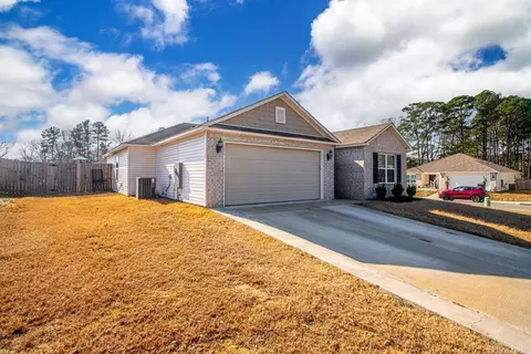 Exterior - 1998 Milburn Dr, Benton, AR 72015 photo 3 of 6