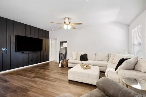 Other - 1998 Milburn Dr, Benton, AR 72015 photo 1 of 12