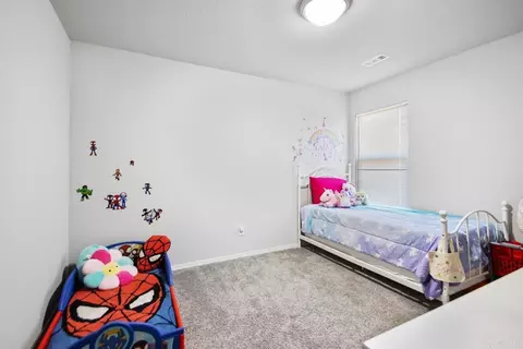 Bedroom - 1998 Milburn Dr, Benton, AR 72015 photo 3 of 3