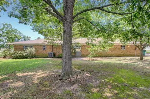Exterior - 3407 S 65 Hwy, Pine Bluff, AR 71601 photo 4 of 7