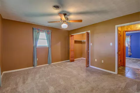 Bedroom - 3407 S 65 Hwy, Pine Bluff, AR 71601 photo 4 of 8