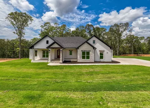 35 Elrod Dr, Greers Ferry, AR 72067