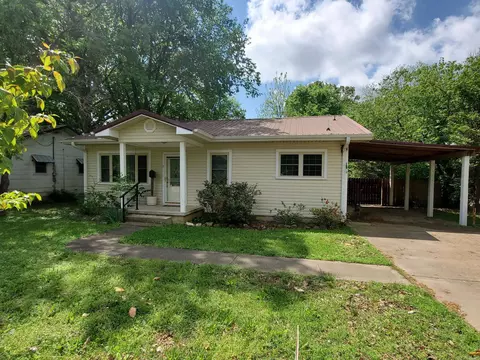 Exterior - 1010 Sutherland Ave, Mena, AR 71953 photo 2 of 6