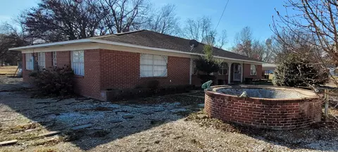 Exterior - 305 Pine St, Patterson, AR 72123 photo 3 of 8