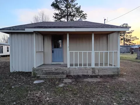 508 E 5th St, Rector, AR 72461