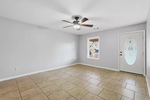 Living - 29 Mcclellan Dr, Cabot, AR 72023 photo 5 of 5
