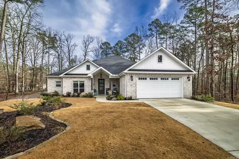 27 Sacedon Way, Hot Springs Village, AR 71909