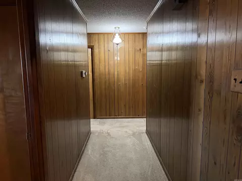 Entry Way - 5611 Oakridge Dr, Pine Bluff, AR 71603 photo 2 of 2