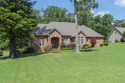 7015 Lucea Rd, Little Rock, AR 72210