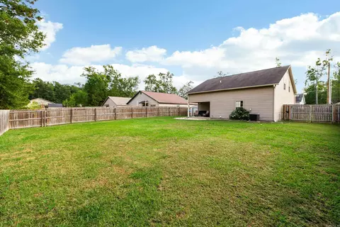 Exterior - 1164 Tulip St, Haskell, AR 72015 photo 6 of 10