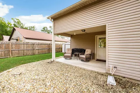 Exterior - 1164 Tulip St, Haskell, AR 72015 photo 3 of 10